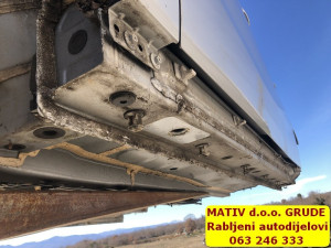 Prag šasije LIJEVI Mercedes B klasa w246 2013