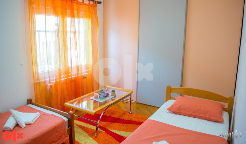 Stan na dan Mostar 063/345-994 2