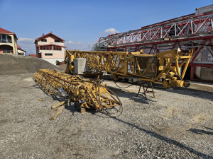 Toranjski kran LIEBHERR 35KR