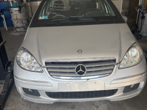 Mercedes A 180 cdi dijelovi 2010 g