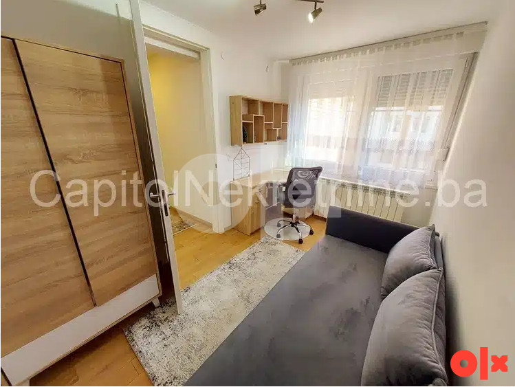 Izuzetno lijep, moderno namješten četverosoban stan, Ciglane 12