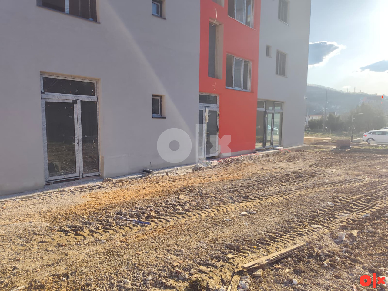 Ekskluzivni poslovni prostor na  kružnom toku VOGOŠĆA 82 m2 5