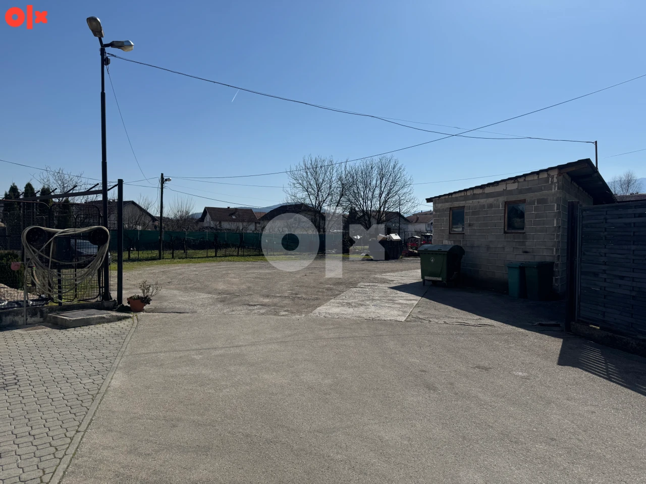 Garaže, skladišta ,Bihać 1000 m2 (dimenzije po potrebi) 2