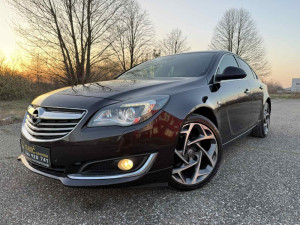 Opel Insignia 2.0CDTI OPC .4x4.MOD 2015 GOD..XENON.KOZA.ALU..NAVI