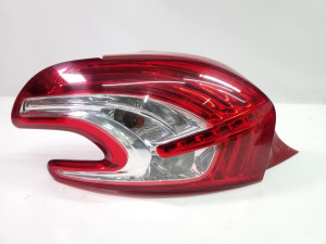 9672628280 STOP SVJETLO  PEUGEOT 208 2012-2015