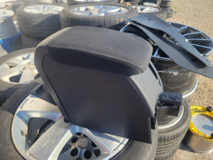 Naslon Naslonjac za Ruku Golf 6 mk6 VI 2008-2012god