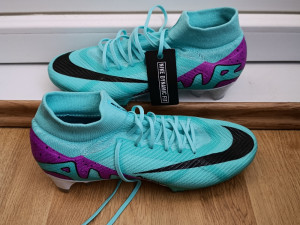 NOVO Kopačke broj 45 Nike Air Zoom Mercurial Superfly 9 Academy