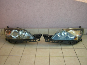 Farovi Mazda 3 / 03-09.god.