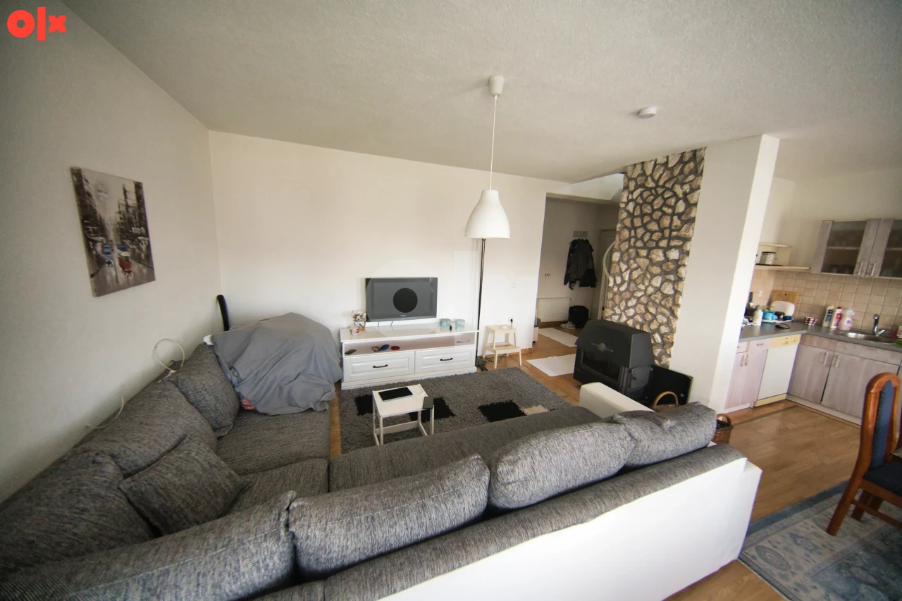 Kuća u centru Sanski Most 270m2 19