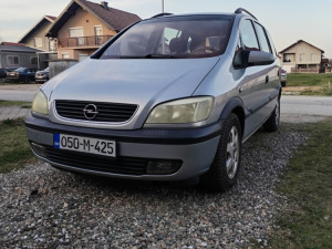 Opel Zafira 2001 2.0 74kw