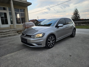 Volkswagen Golf 1.6 TDI DSG REG 3/27