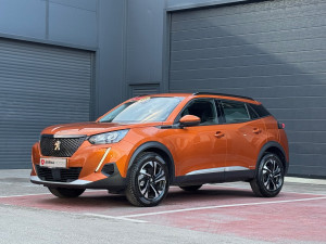 Peugeot 2008 Allure 1.5 BlueHDI 130ks EAT8 Kamera Virtual 2020