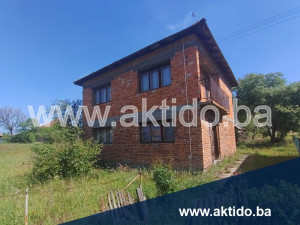 Starija porodična kuća u gradu, Lukavac