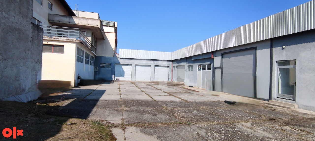 Kuća sa okućnicom i poslovnim objektima Derventa 3