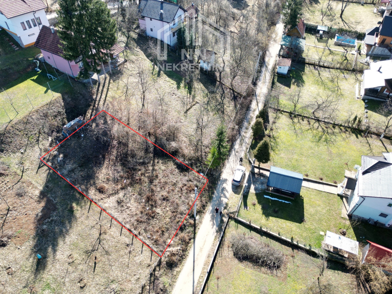 NN Nekretnine : Zemljište Rakovica 491m2