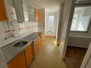 Trosoban stan 83 m2 - Centar photo 3