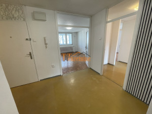 Trosoban stan 83 m2 - Centar photo 2