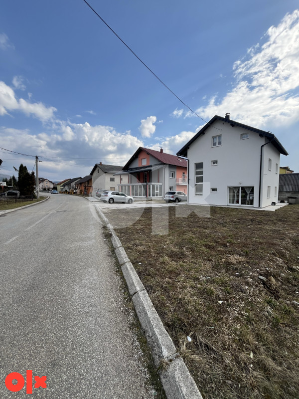 Kuća Kupres, ul. Zrinko Frankopanska bb  novogradnja 192 m2 5