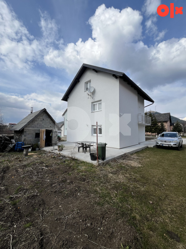 Kuća Kupres, ul. Zrinko Frankopanska bb  novogradnja 192 m2 3