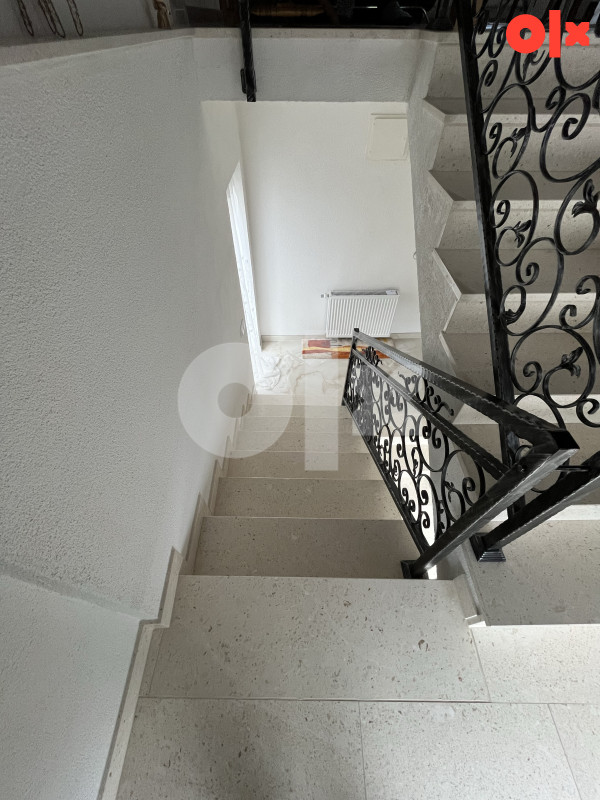 Kuća Kupres, ul. Zrinko Frankopanska bb  novogradnja 192 m2 10