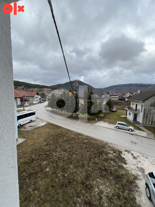 Kuća Kupres, ul. Zrinko Frankopanska bb  novogradnja 192 m2 7