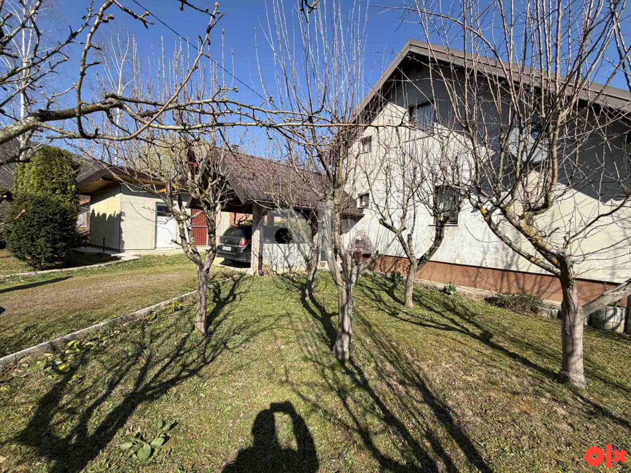 PRODAJE SE - Vikendica uz Potok- DOBRENICA - BIHAĆ 4