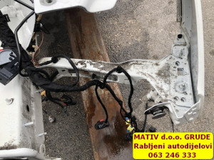 Nosač blatobrana Audi A4 B9 8W 2018 LIJEVI NBT812-L