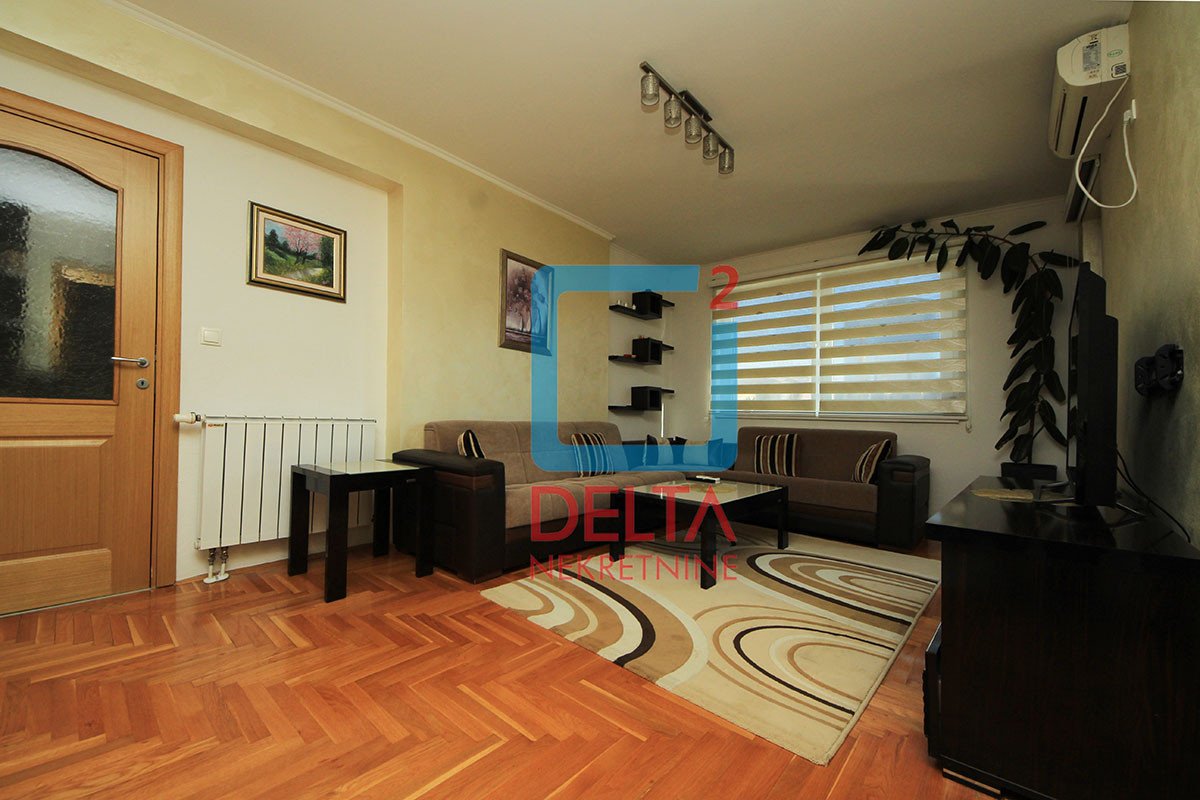 Namješten četverosoban stan / 80m2 / 1.sprat / Stup / Ilidža