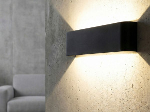 Zidna LED lampa 12W Crna slim Ip20
