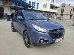 Hyundai ix35 SUV 2,0 CRDI 4X4 AWD 2012 MODEL TEK UVEZEN OCARINJEN