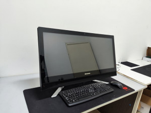 All in one Lenovo I7 4770 16GB 240GB Nvidia 1GB WIN 11 AIO