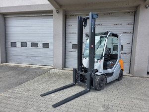 Dizel viljuskar STILL RX70-30 (Benprom doo)