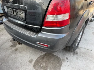 Branik zadnji Kia Sorento (fotografija 1)