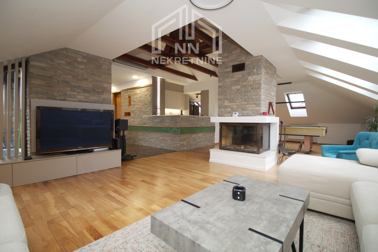NN Nekretnine : Luksuzni četverosoban penthouse- Velešići 2