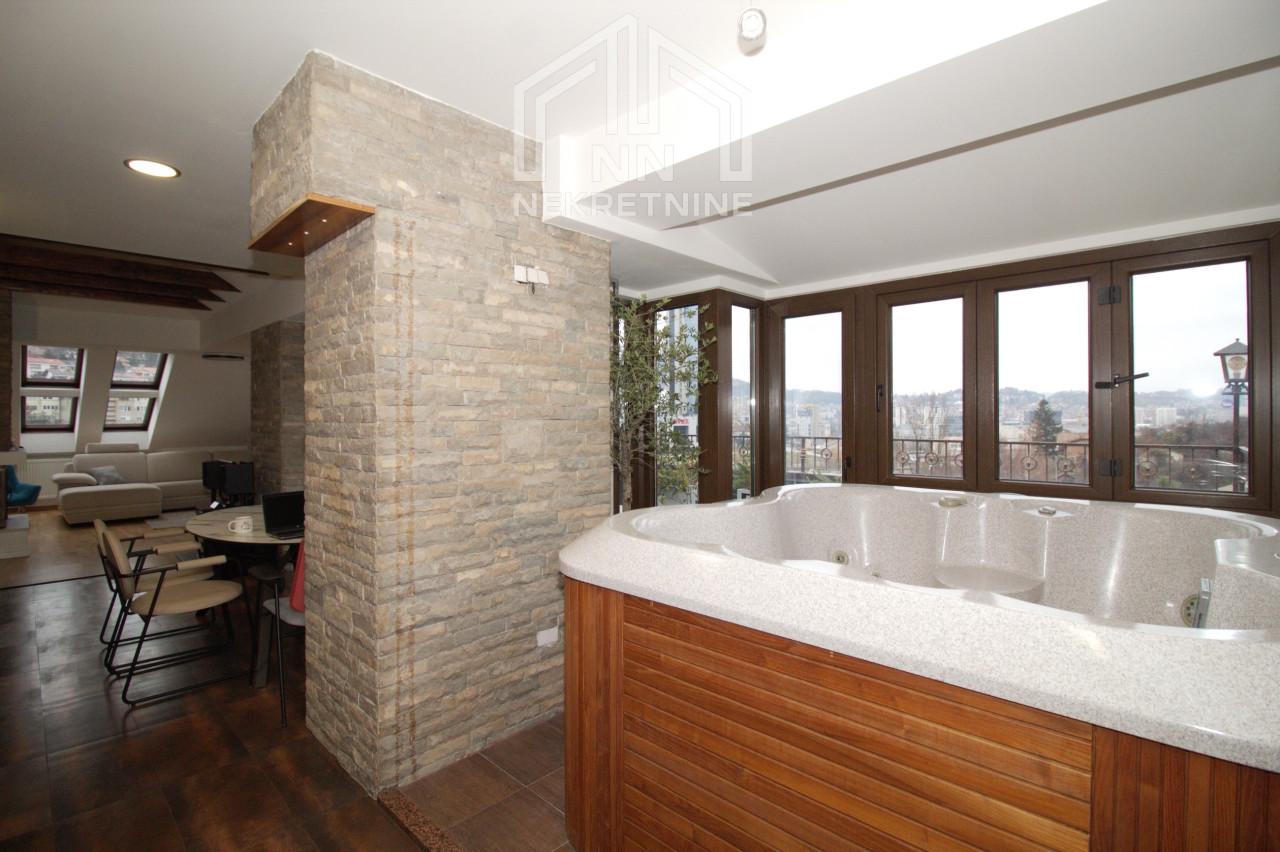 NN Nekretnine : Luksuzni četverosoban penthouse- Velešići 9