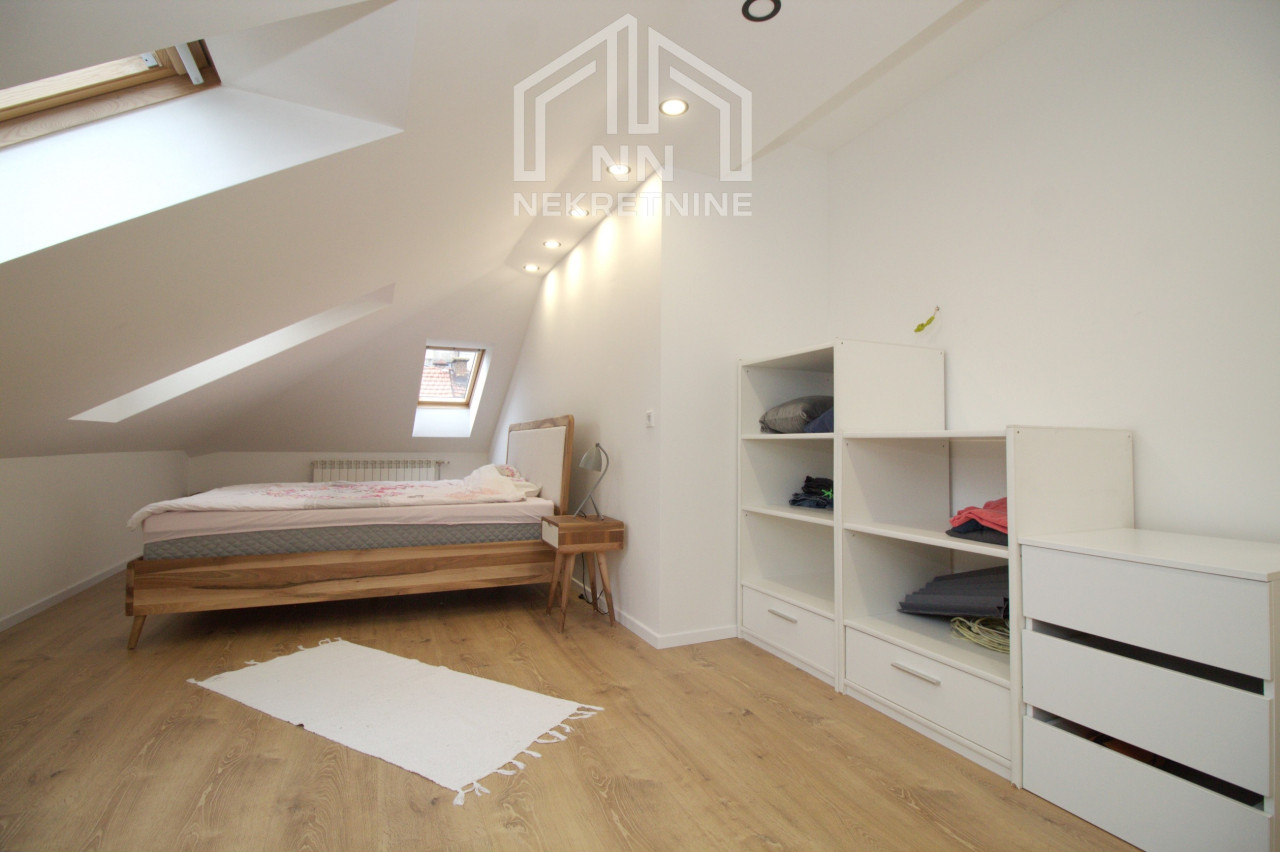 NN Nekretnine : Luksuzni četverosoban penthouse- Velešići 13
