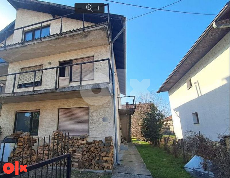 Kuća Banjaluka prva zona dva trosobna stana