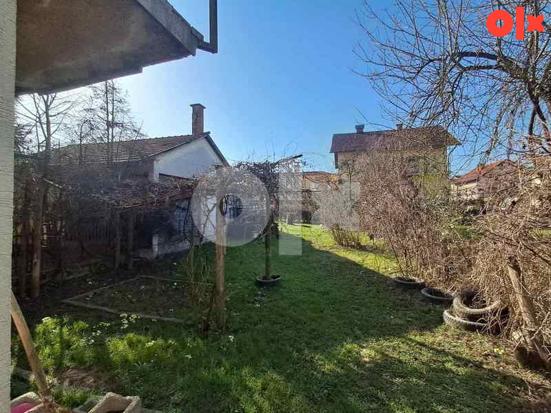 Kuća Banjaluka prva zona dva trosobna stana 3