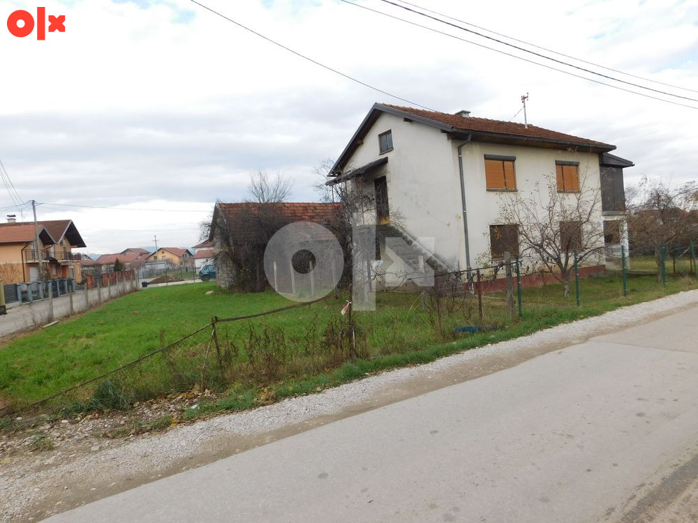 Kuća 130m2 i placa 1179m2 - Trn/Jablan