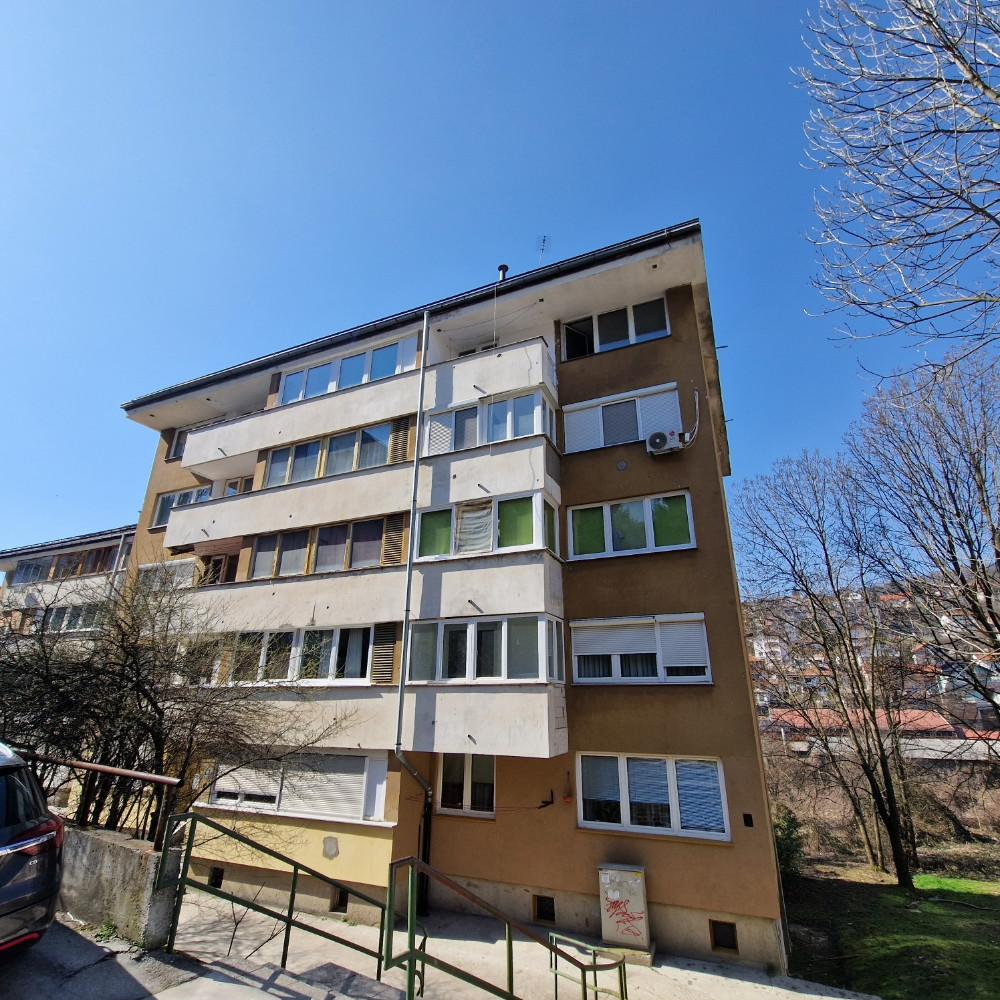 Četverosoban stan Koševsko brdo prodaja photo 1