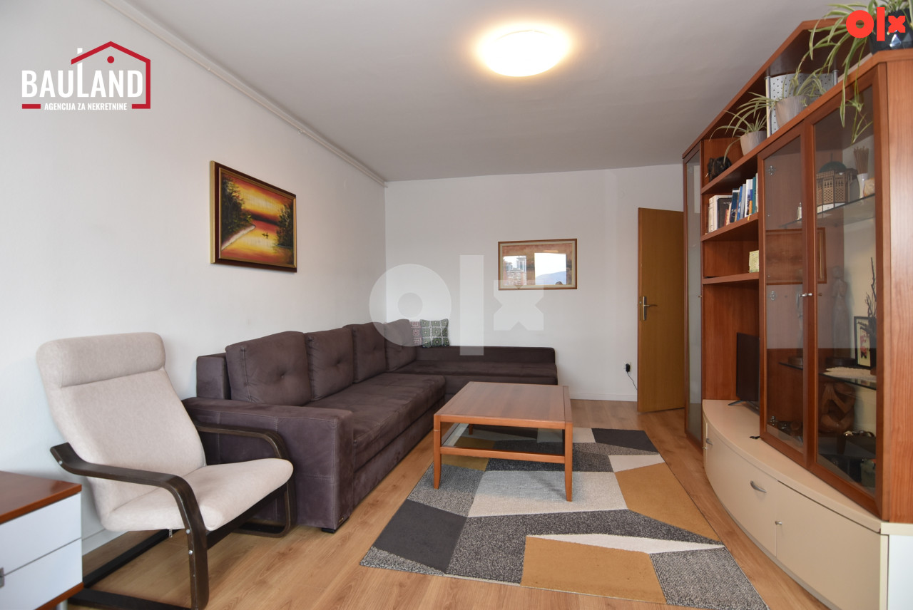 Četverosoban stan, 87m2 / Grbavica, Novo Sarajevo 2