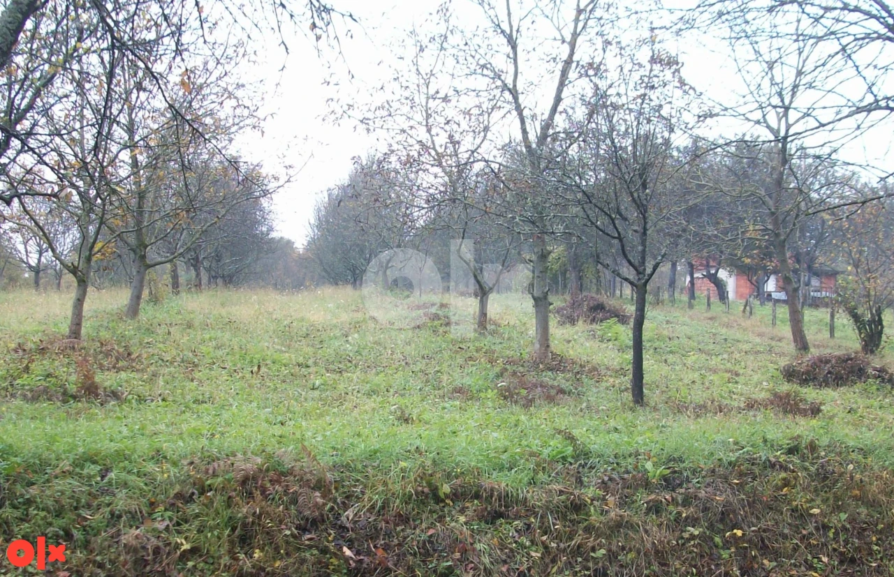 Zemljište Prijedor 2400m2 2