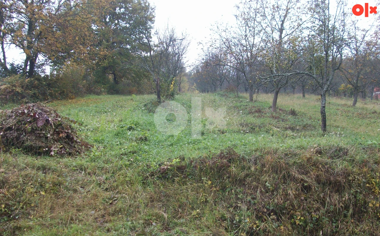 Zemljište Prijedor 2400m2 3