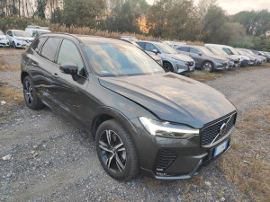 Volvo XC60 2.0 B4 AWD Automatik R Design Facelift 2022