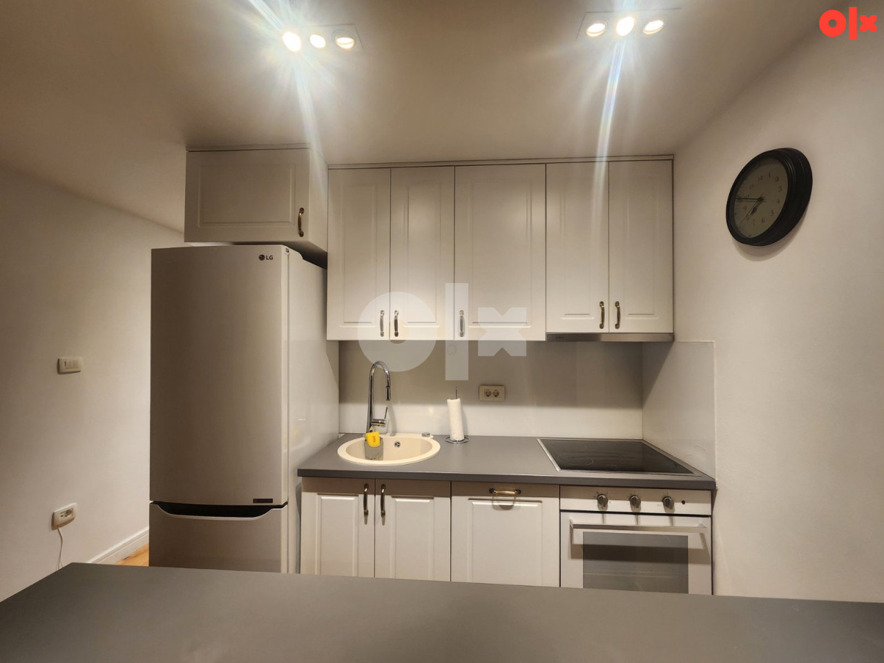 Garsonjera 30m2 - Mejdan Obilićevo 2