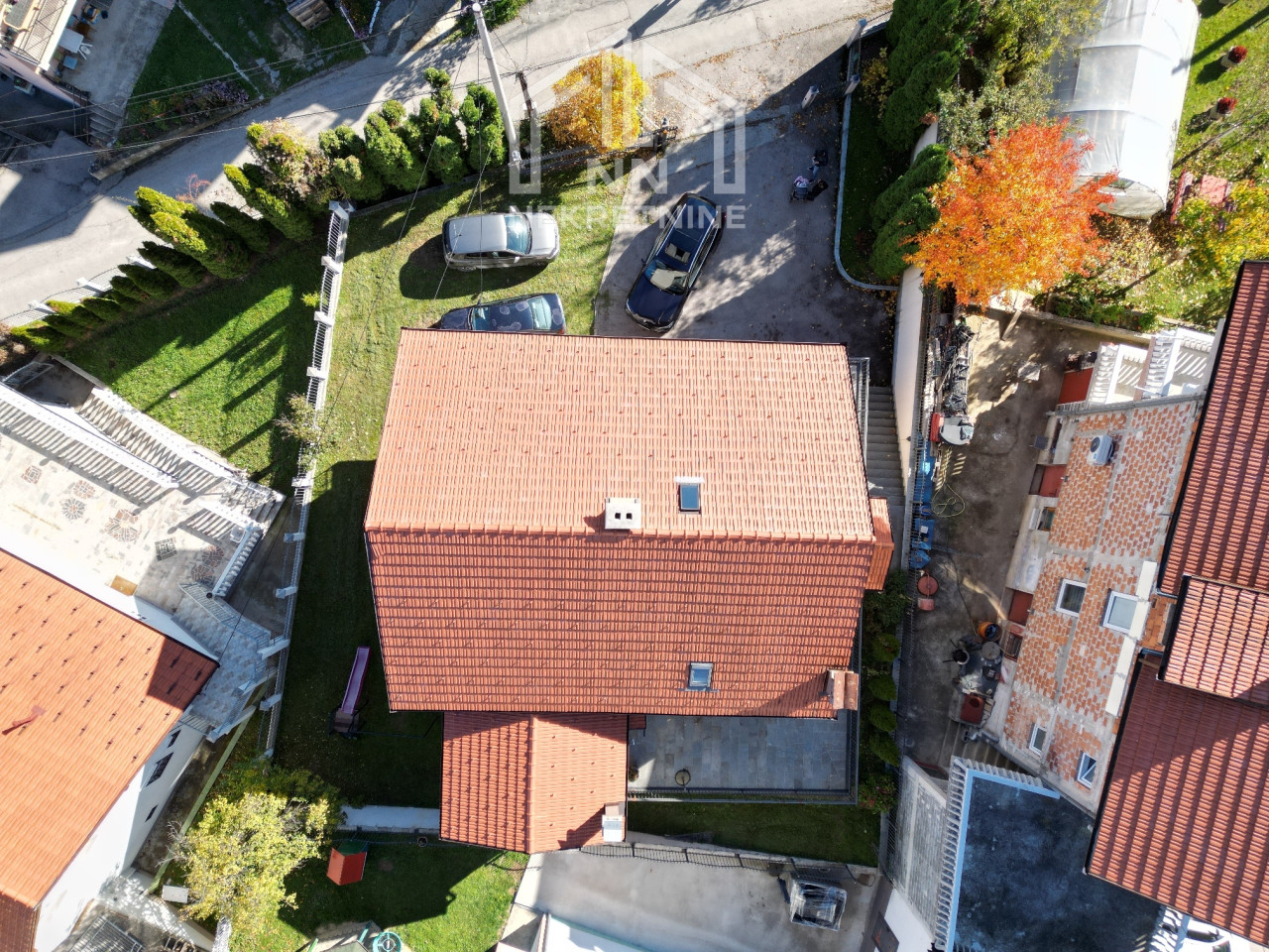 NN Nekretnine : Kuća sa poslovnim prostorom - Pofalići 4