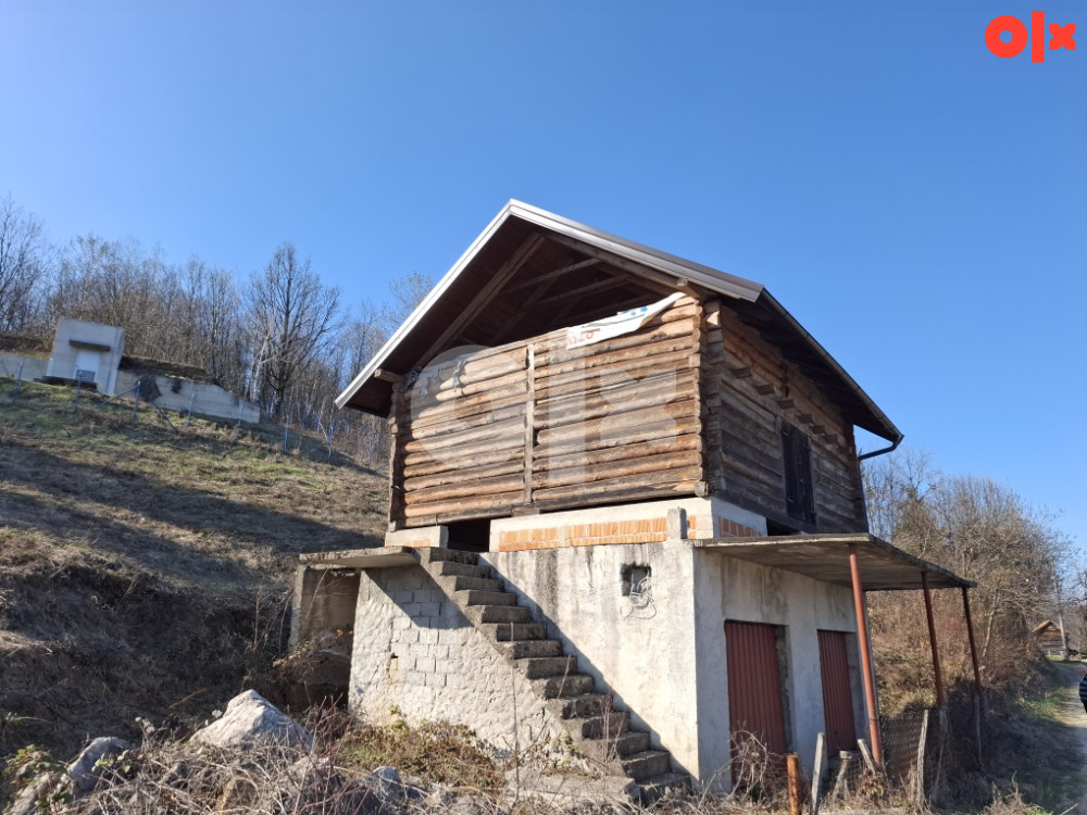 Prodajem drvenu kucu brvnara