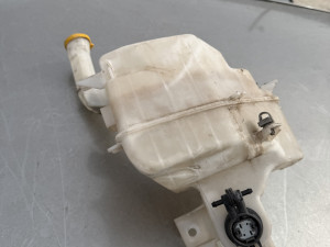 POSUDA BRISACA VODE MAZDA 3