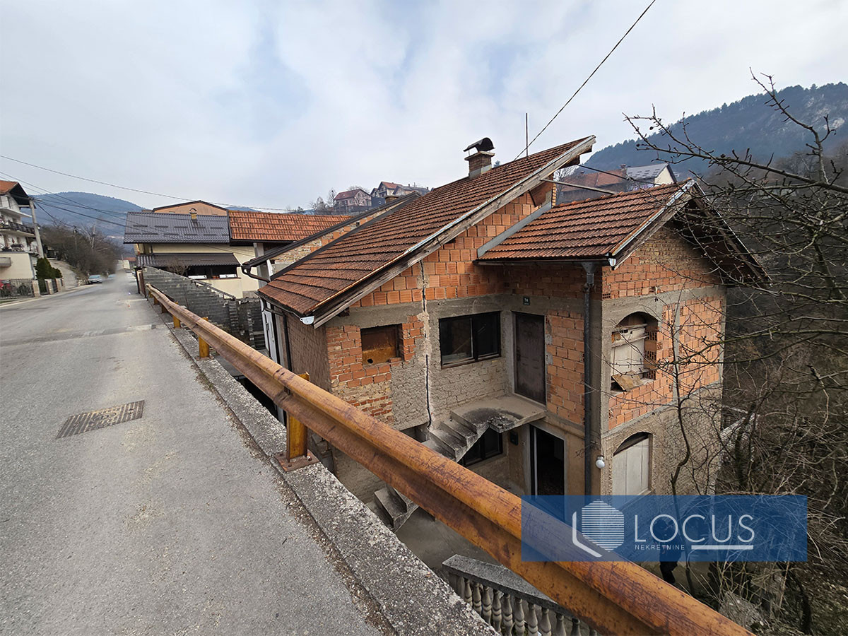LOCUS: Kuća na parceli 541m2, Baruthana, Faletići 18