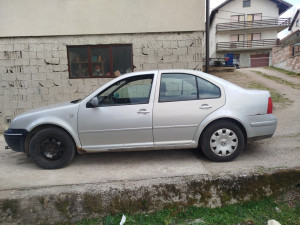 Volkswagen bora 1.9 96 110 kw bora 1.9 TDI dijelovi
